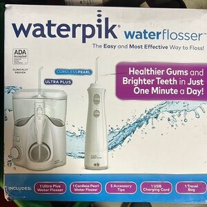 NIB Cordless Pearl Water Flosser - White